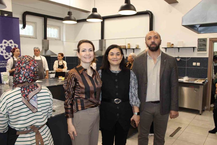 Akdeniz Üniversitesi’nde Çocuklar İçin "pku Dostu Mutfak" Atölyesi