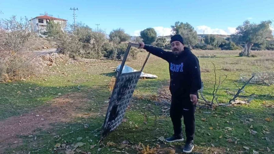 Antalya’daki Hortum Anı Kamerada: Konteynerler Savruldu, Araç Gitmekte Zorlandı