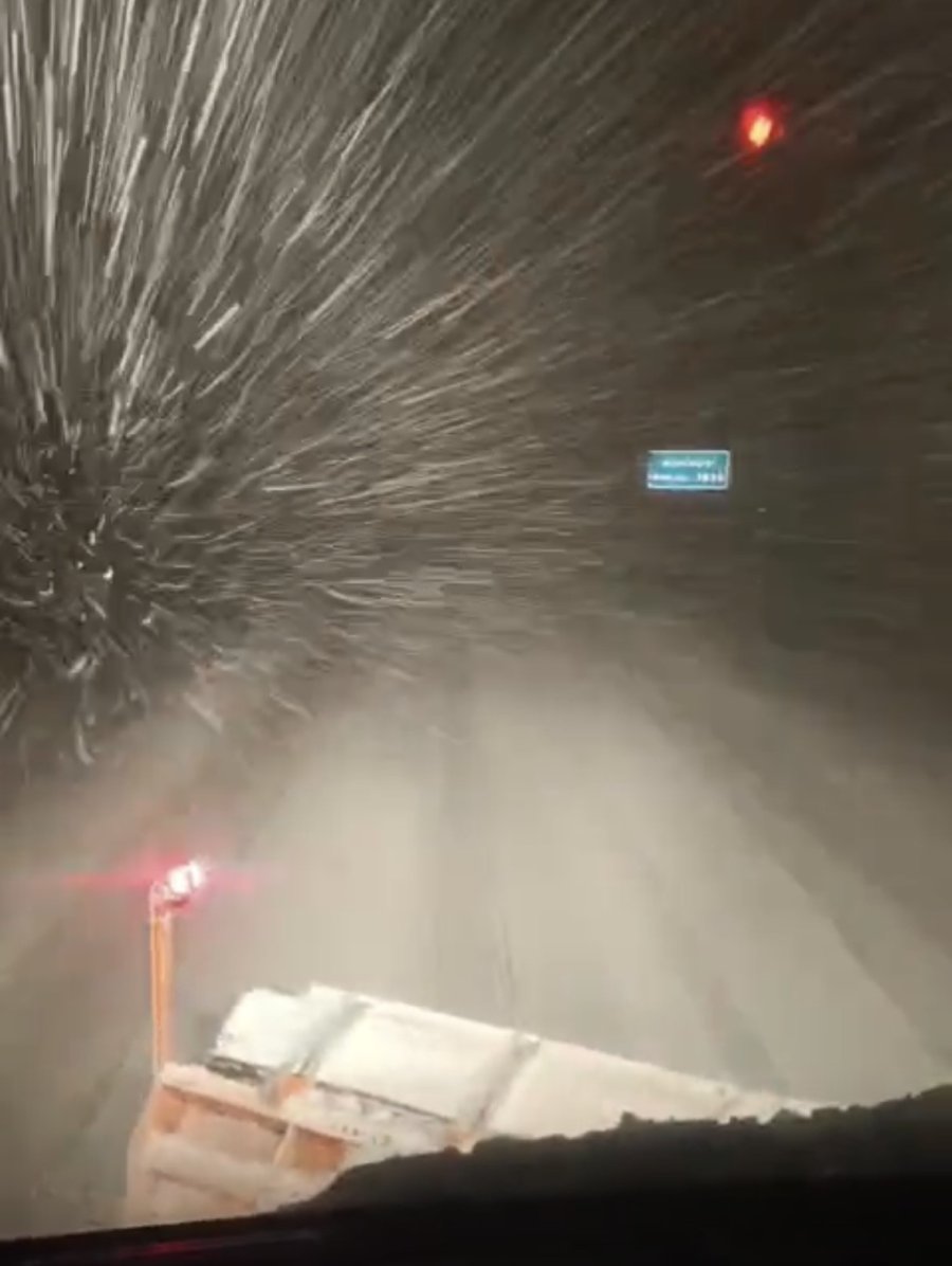 Antalya-konya Karayolunda Kar Yağışı Etkili Olmaya Başladı