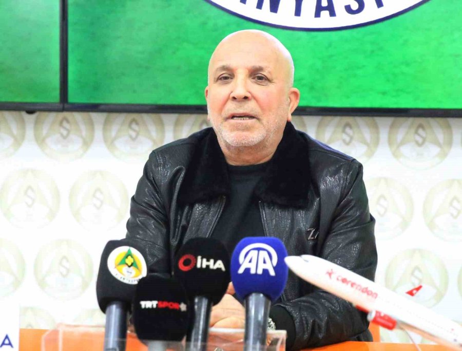 Hasan Çavuşoğlu: "şimdiye Kadar Hocamızın Oyuncu Talebi Olmadı"