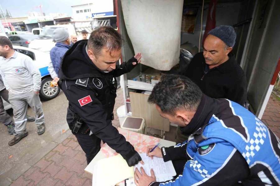 Kepez Zabıtası’ndan İşgaller Ve Gıda İhlalleri Denetimi