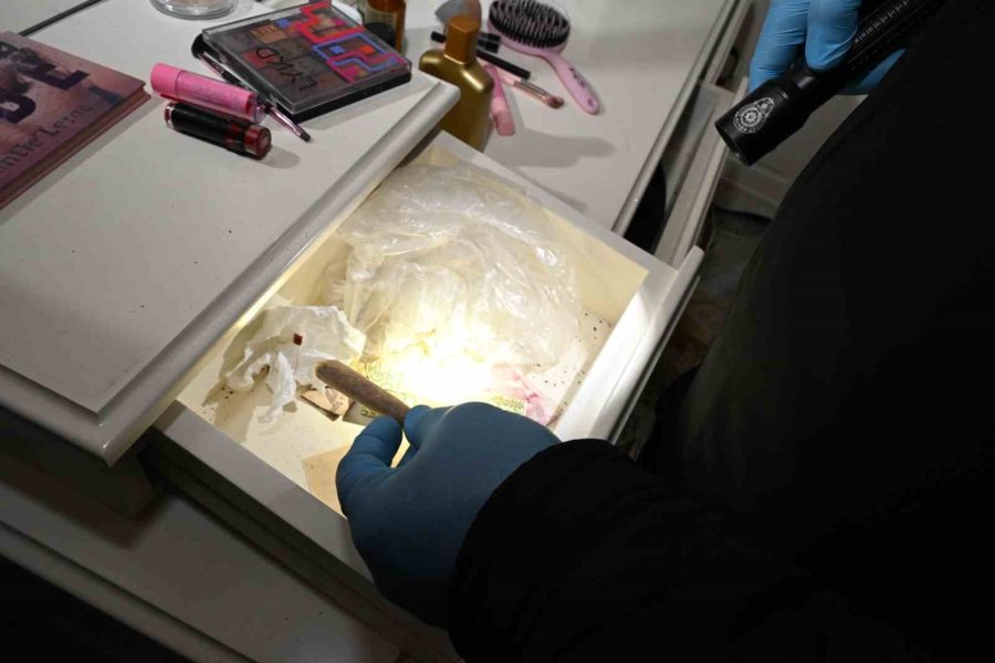 Özel Harekatlı Baskında Cinayetten 27 Yıl Hapis Cezasıyla Aranan Hükümlü Yakalandı