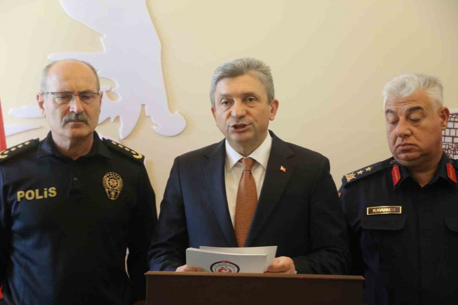 Vali ‘korkunç Bir Rakam’ Diyerek, 16 Milyar Liraya El Konulduğunu Duyurdu