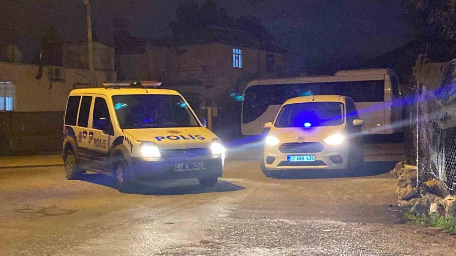 Cinayet Davasında Eşi Öldürülen Kadın: "kızımı Kaçırıp Kapının Önüne Attılar"