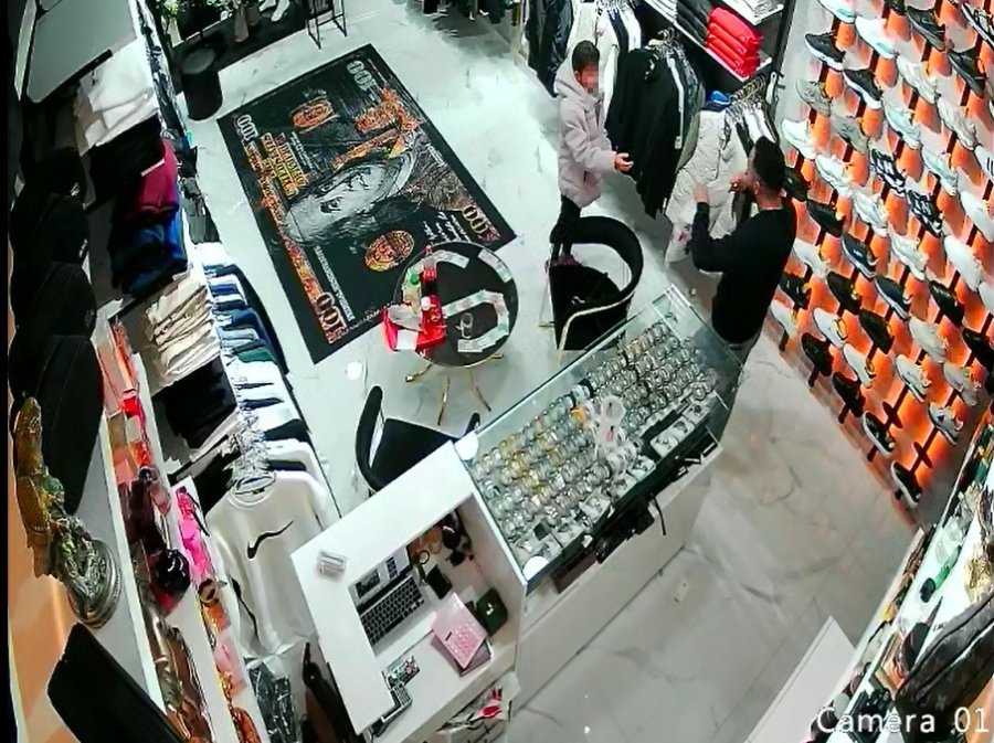 Babasına Doğum Günü Hediyesi İçin 100 Tl İle Mağazaya Girdi, Mutluluğu Türkiye’nin Mutluluğu Oldu