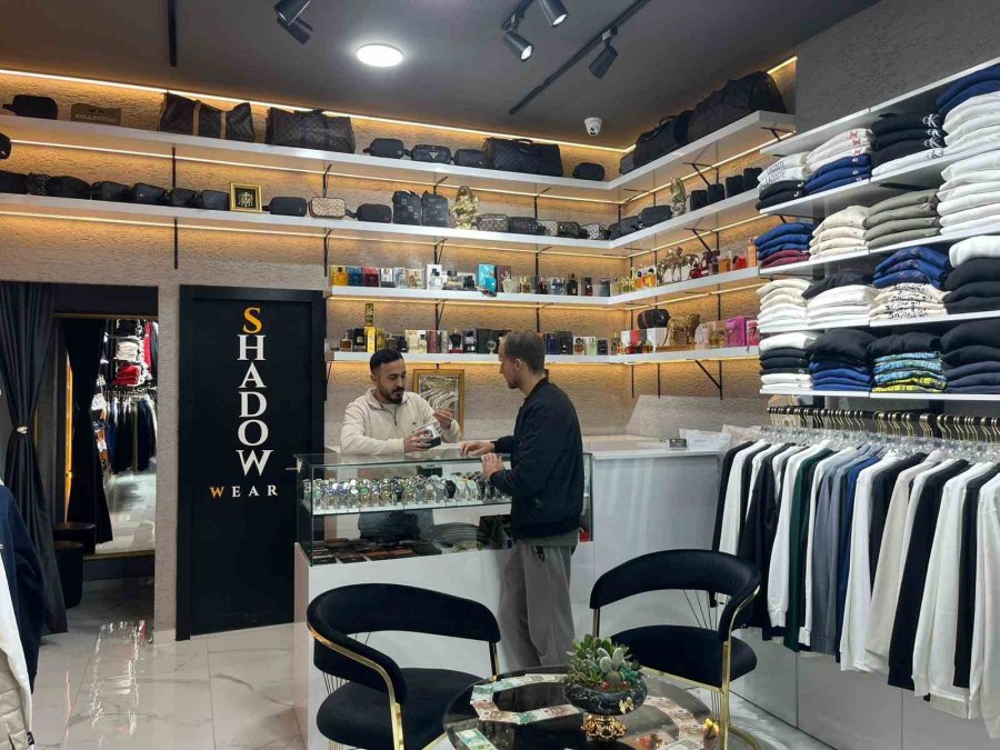 Babasına Doğum Günü Hediyesi İçin 100 Tl İle Mağazaya Girdi, Mutluluğu Türkiye’nin Mutluluğu Oldu