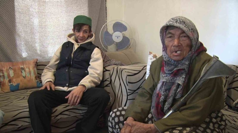 Evinin Kapısını Açtığı 20 Yıllık Arkadaşı Evden Elektrikli Bisikleti Alıp Anneannesini Bırakarak Ortadan Kayboldu