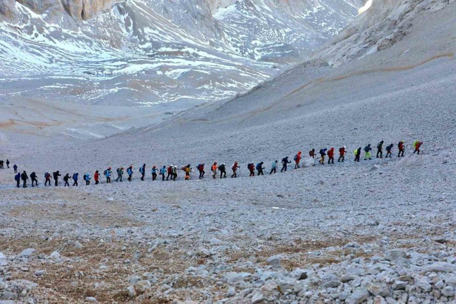 Aladağlar, Uluslararası Yürüyüş Rotaları Arasında