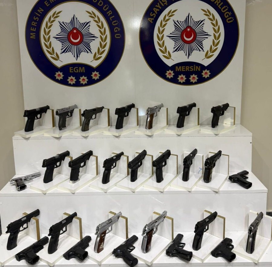 Teypte Gizlenen Silahtan Kalaşnikofa: Mersin’de Suç Odaklarına Büyük Darbe