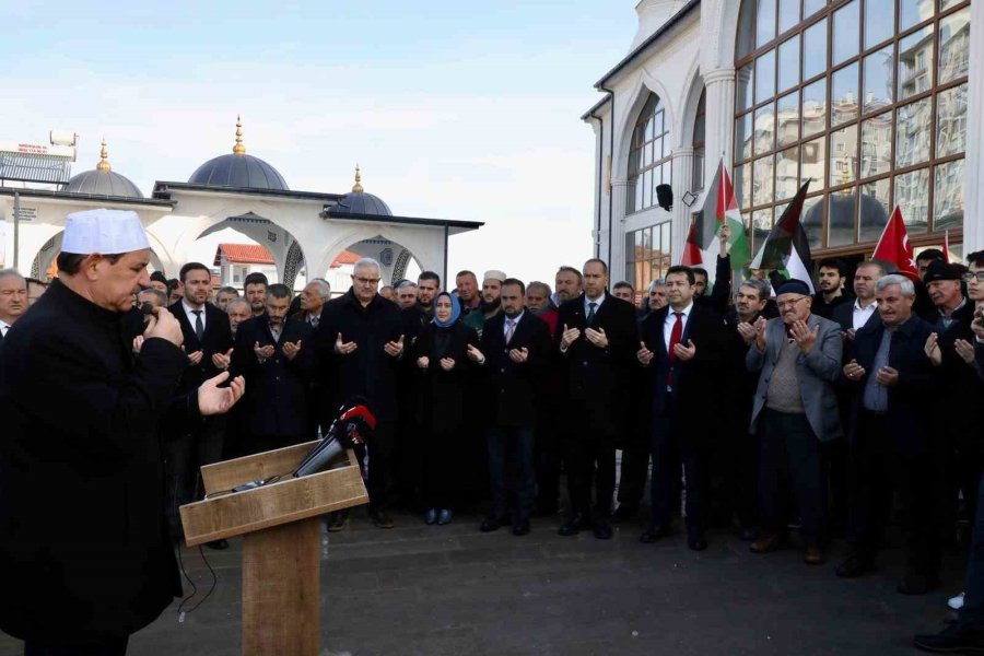 Gazze İçin Tek Yürek Olan Niğde’den Yardım Tırı Yola Çıktı