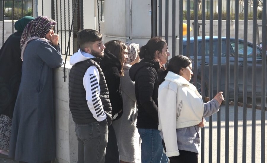 Başından Vurulmuş Halde Eşi Tarafından Hastaneye Götürülen Kadın Hayatını Kaybetti