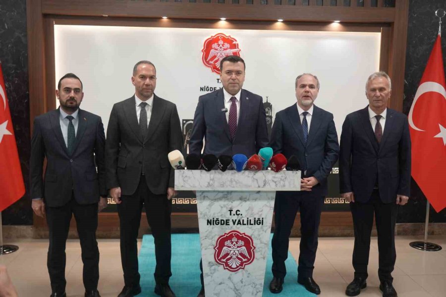 Niğde Valisi Nedim Akmeşe Görevine Başladı