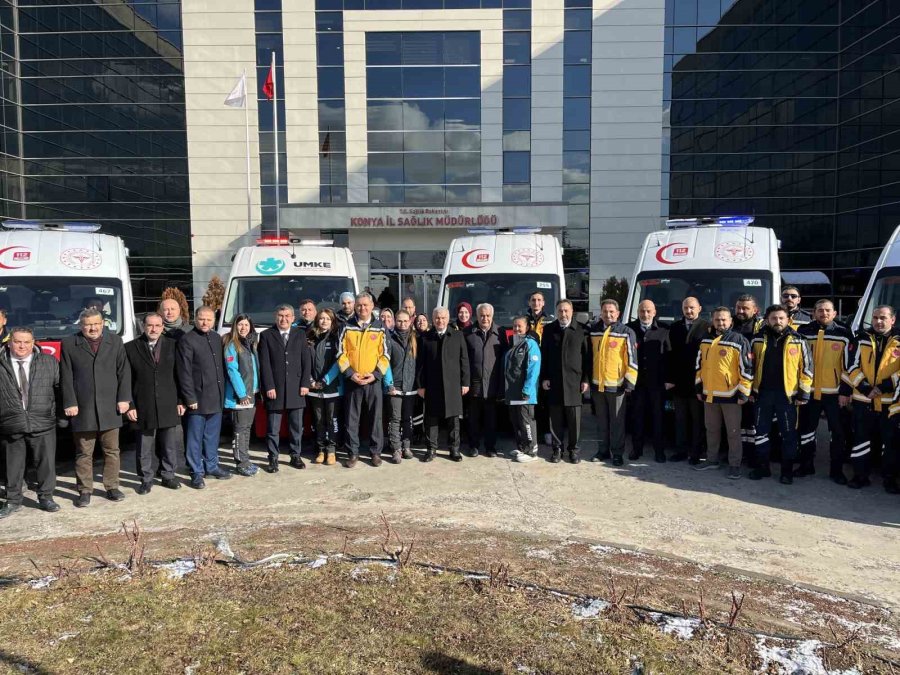 Konya’da 112 Acil Servis Filosuna 13 Ambulans Daha Katıldı