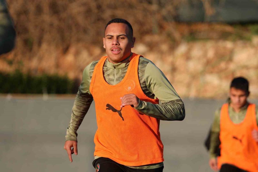 Alanyaspor, Çaykur Rizespor Maçı Hazırlıklarına Başladı