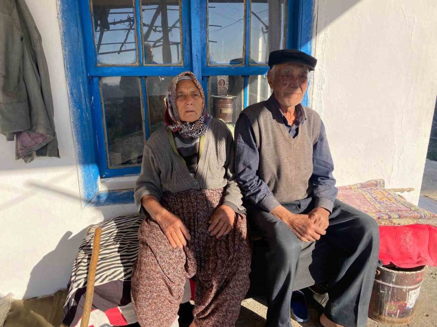 Antalya’daki Orman Yangınında Zararın Boyutu Gündüz Ortaya Çıktı: 2 Hektar Zarar Gördü