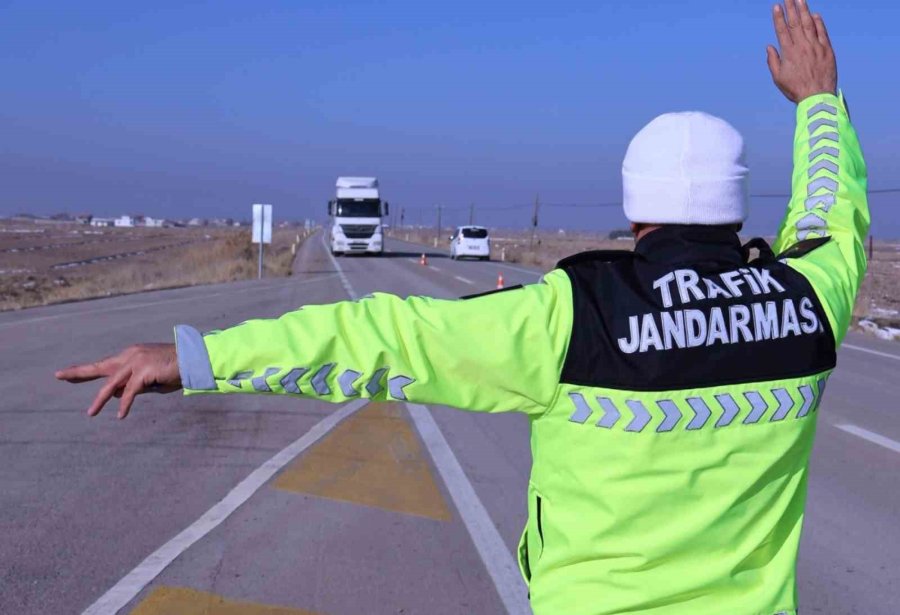 Aksaray’da Kış Lastiği Denetimi