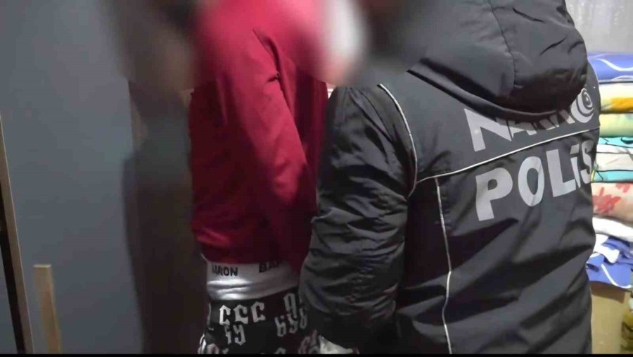 Serik’te Uyuşturucu Operasyonu: 25 Gözaltı