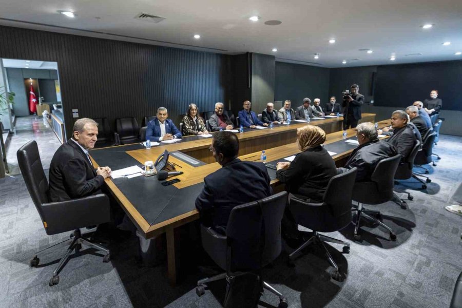 Başkan Seçer: "muhtarlar, Vatandaşla Aramızda Köprü Görevini Gören Makamlardır"