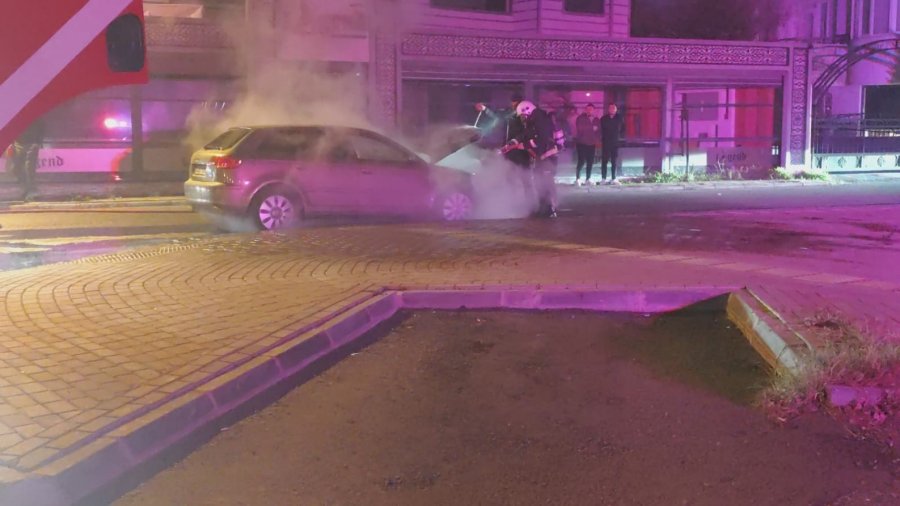 Arızalanan Otomobil İtilerek Çalıştırılmak İstenince Yandı