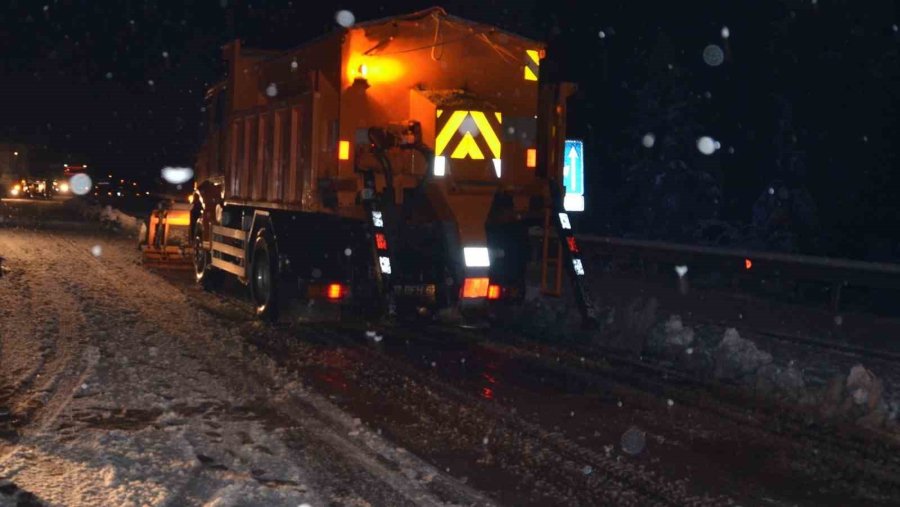Antalya-konya Karayolunda Kar Yağışı Başladı