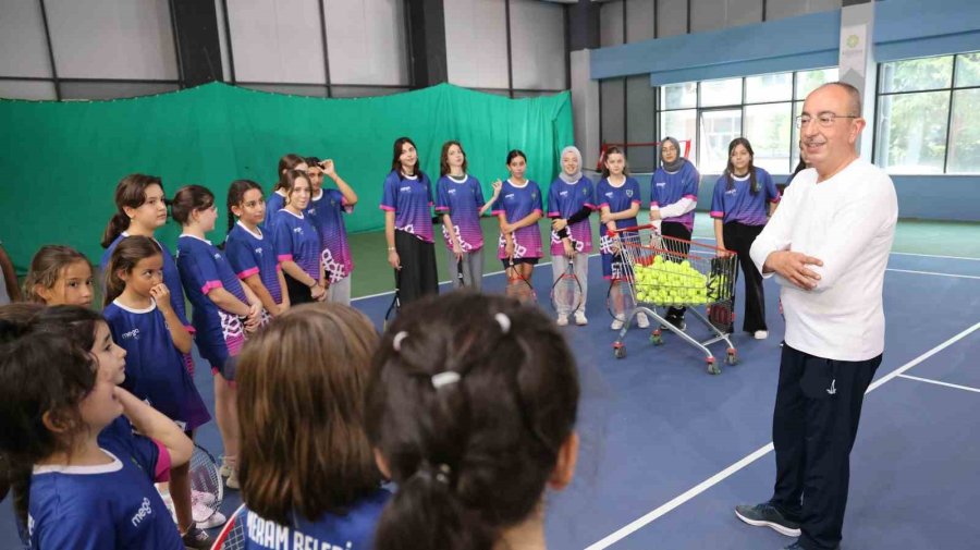 Meram’da Gençliğin, Sporun Ve Eğitimin Adı; Mega, 2026’ya Da Güçlü Bir Programla Giriyor