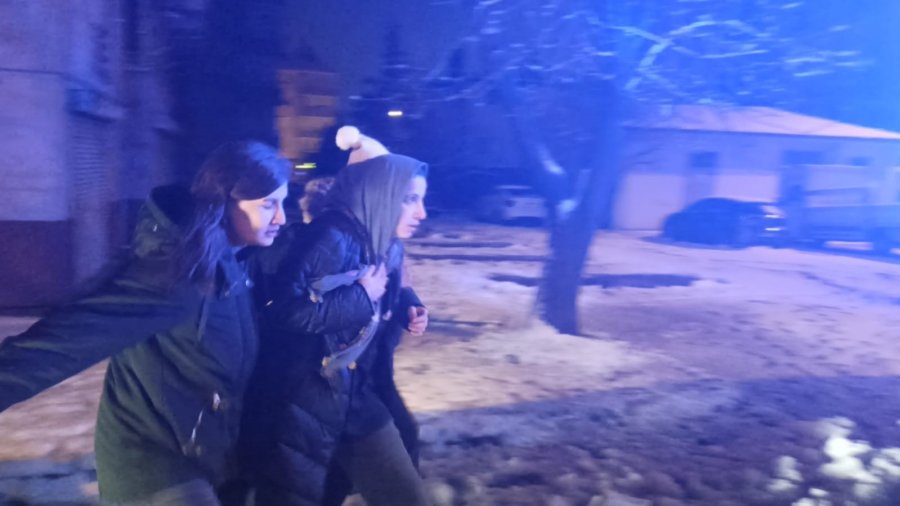 Konya’da Bir Binada Çıkan Yangında 6 Kişi Dumandan Etkilendi