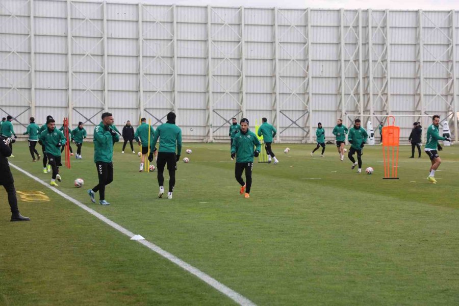 Deniz Türüç: "şu Anki Durum Bize Yakışmıyor"