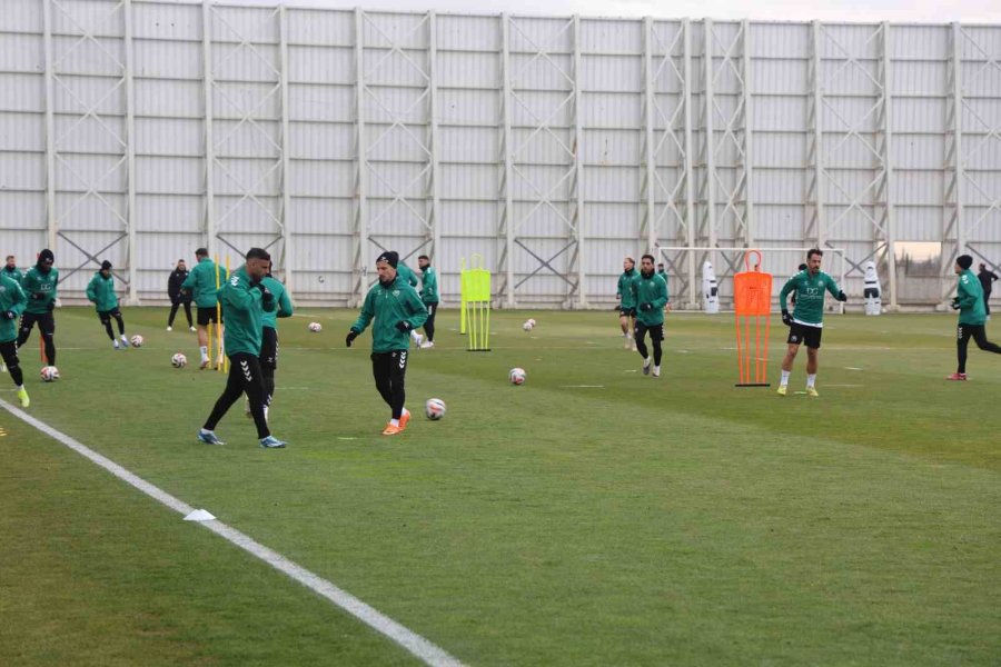 Deniz Türüç: "şu Anki Durum Bize Yakışmıyor"