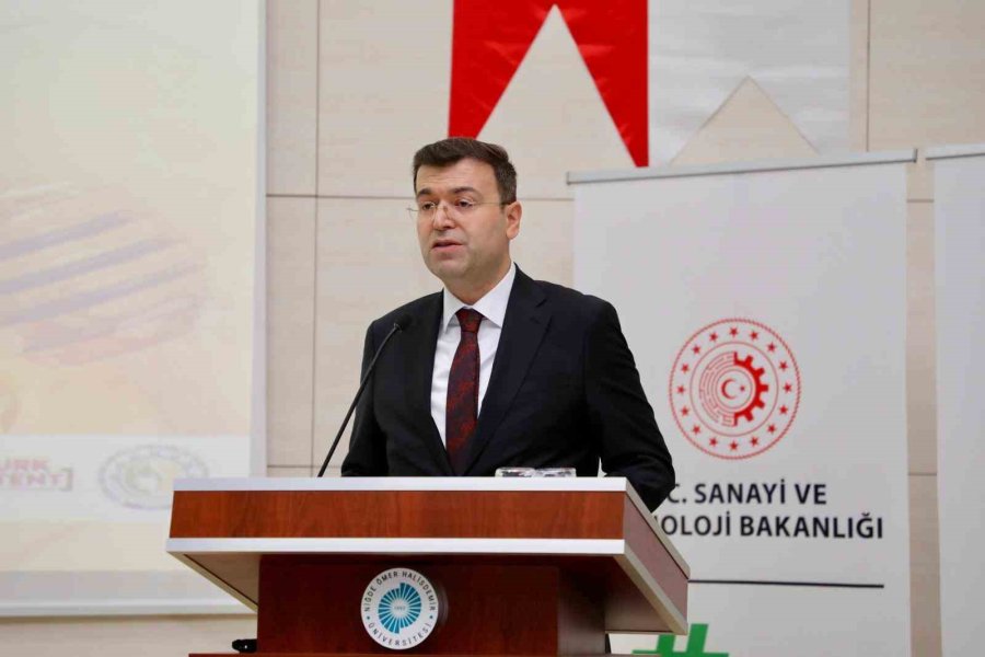 Niğde Geven Balı’nın Coğrafi İşareti Tanıtıldı, Arıcılık Eğitimi Verildi