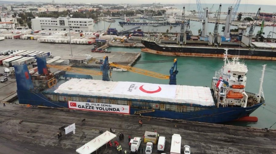 Türk Kızılay’ın 20. İyilik Gemisi Gazze İçin Mersin’den Yola Çıktı