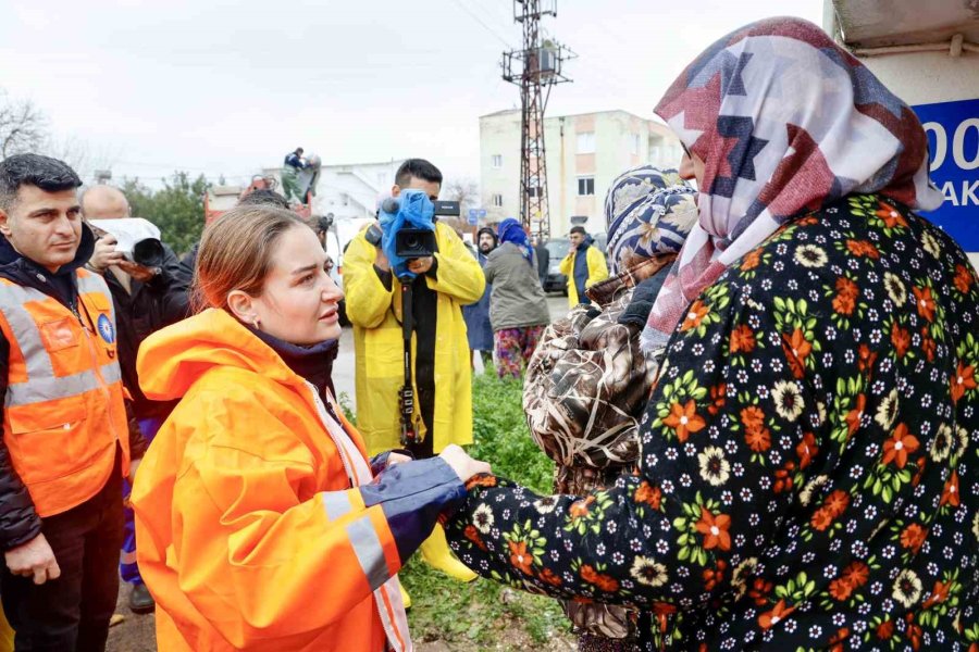 Başkan Vekili Özdemir: "son 24 Saatte Metrekareye 200 Mm Yağış Düştüğü Tespit Edildi"