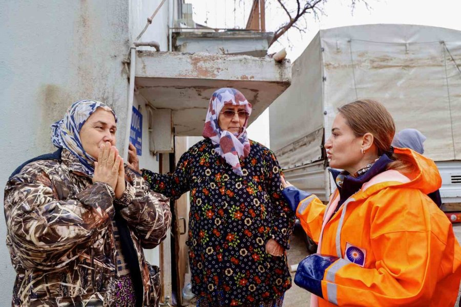 Başkan Vekili Özdemir: "son 24 Saatte Metrekareye 200 Mm Yağış Düştüğü Tespit Edildi"