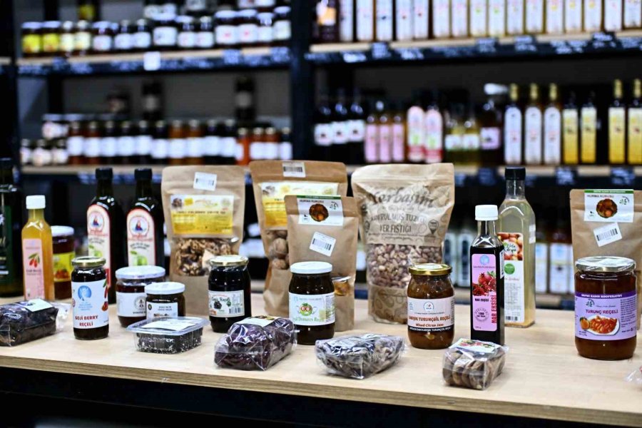 Kadın Emeği Muratpaşa’da Kazanca Dönüşüyor