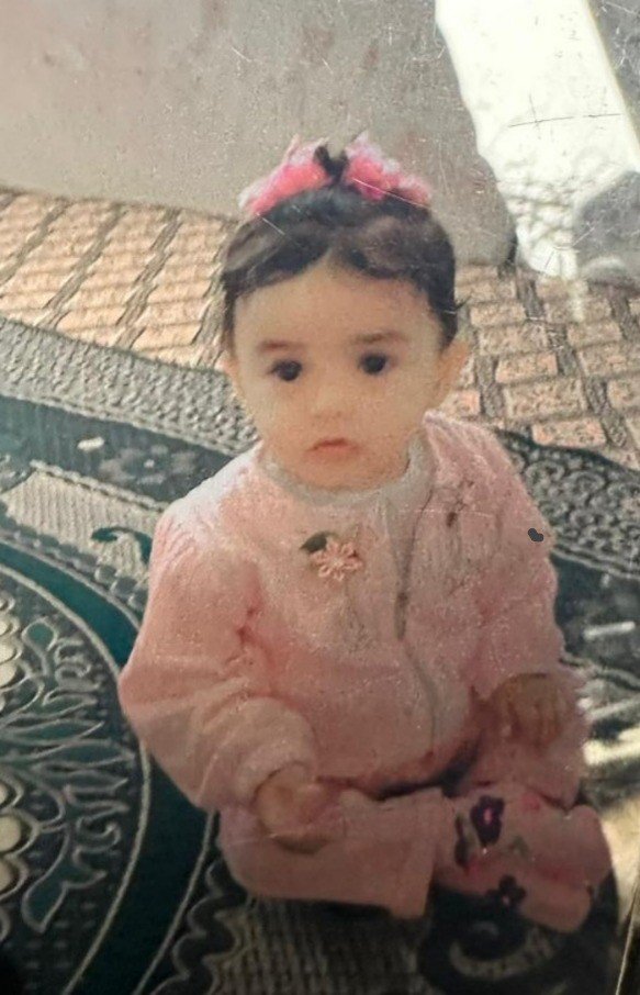 Kardeşleri Ve Arkadaşlarıyla Oynarken Tahliye Kanalına Düşen 3 Yaşındaki Berra Hayatını Kaybetti