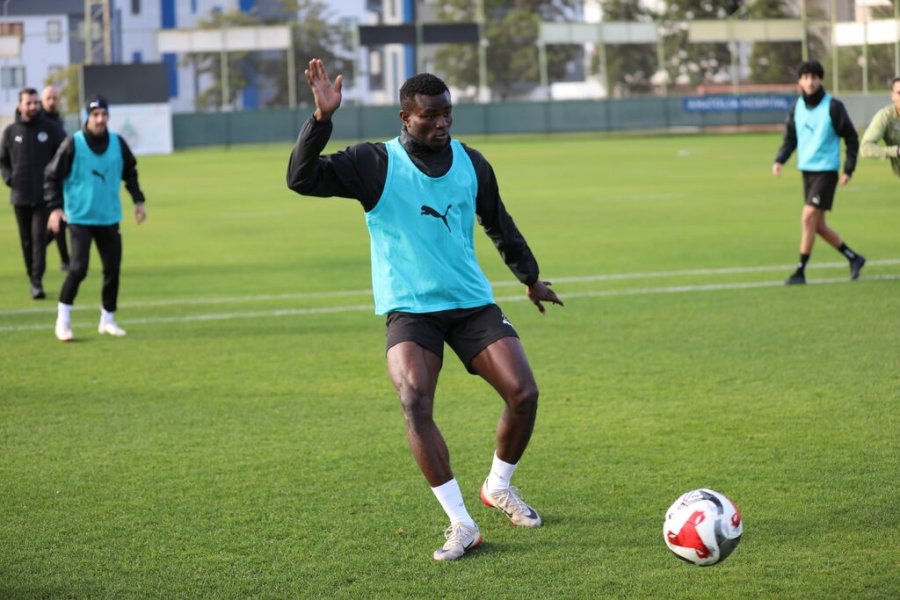 Alanyaspor, Çaykur Rizespor Maçı Hazırlıklarını Tamamladı