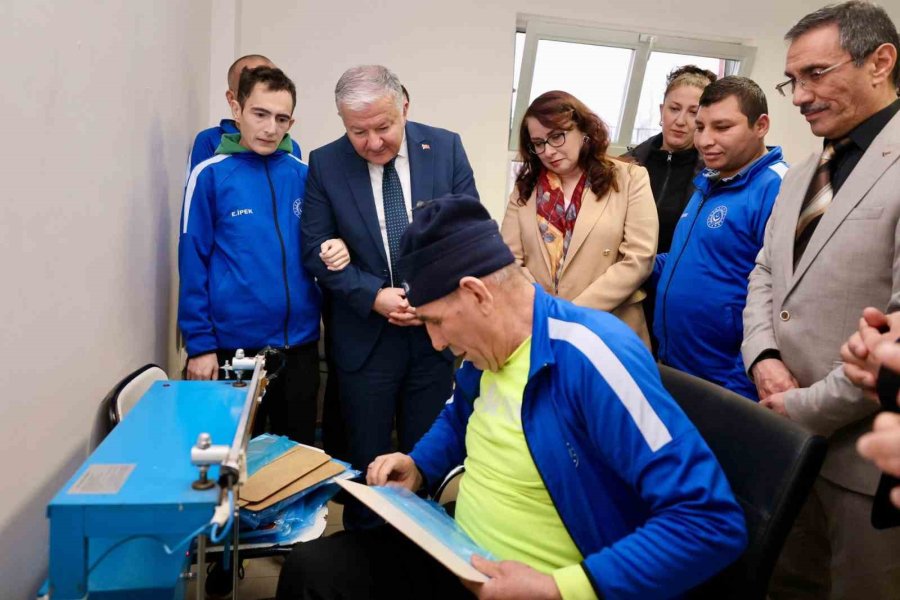 Aksaray Valisi Duru: "devletimizin En Büyük Özelliklerinden Biri Sosyal Devlet Olmasıdır"