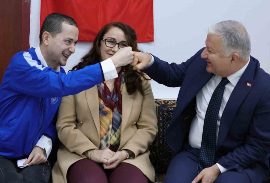 Aksaray Valisi Duru: "devletimizin En Büyük Özelliklerinden Biri Sosyal Devlet Olmasıdır"