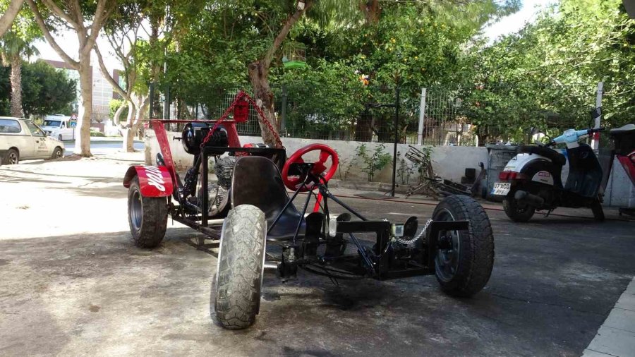 Arkadaşları ‘yapamazsın’ Dedi, Hızı Saatte 160 Kilometreye Ulaşan Hayalini Gerçekleştirdi