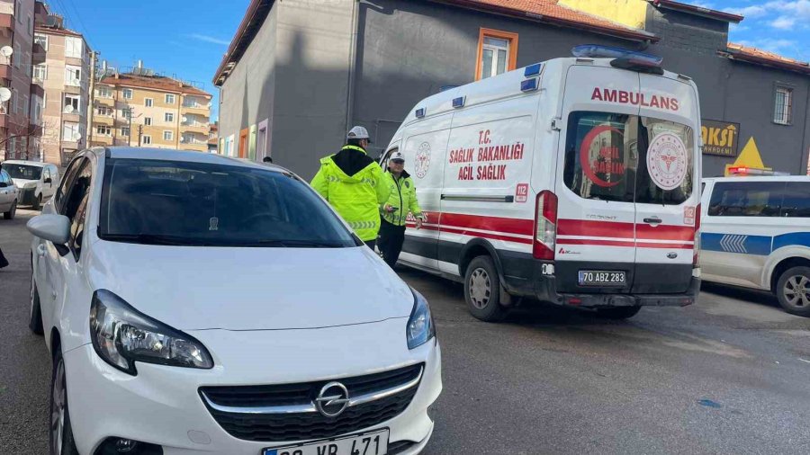 Karaman’da Otomobil İle Motosiklet Çarpıştı