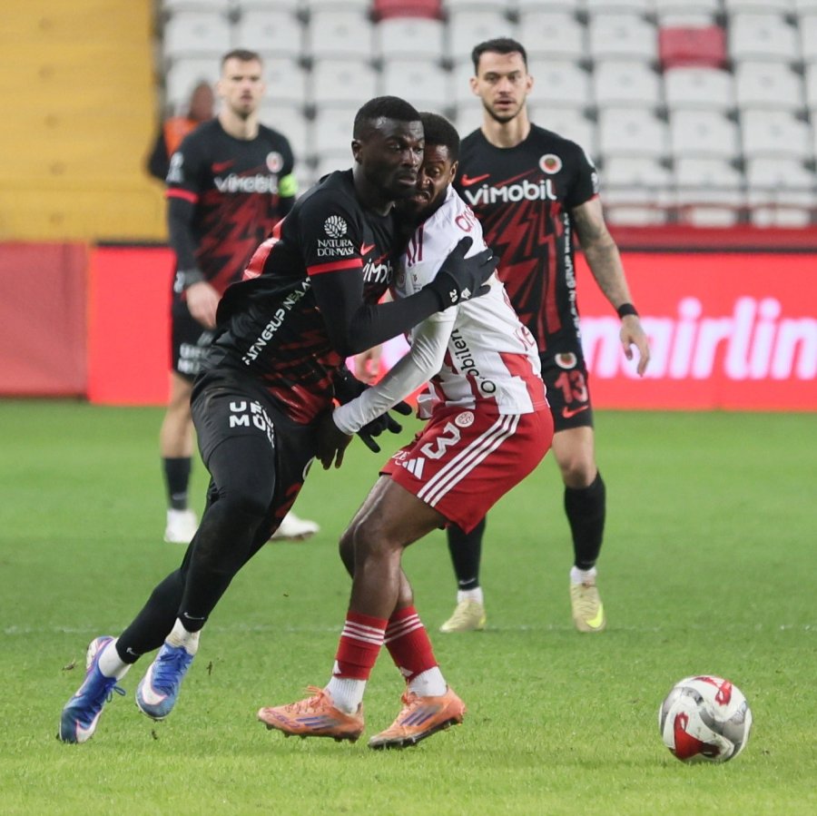 Trendyol Süper Lig: Antalyaspor: 2 - Gençlerbirliği: 1 (maç Sonucu)