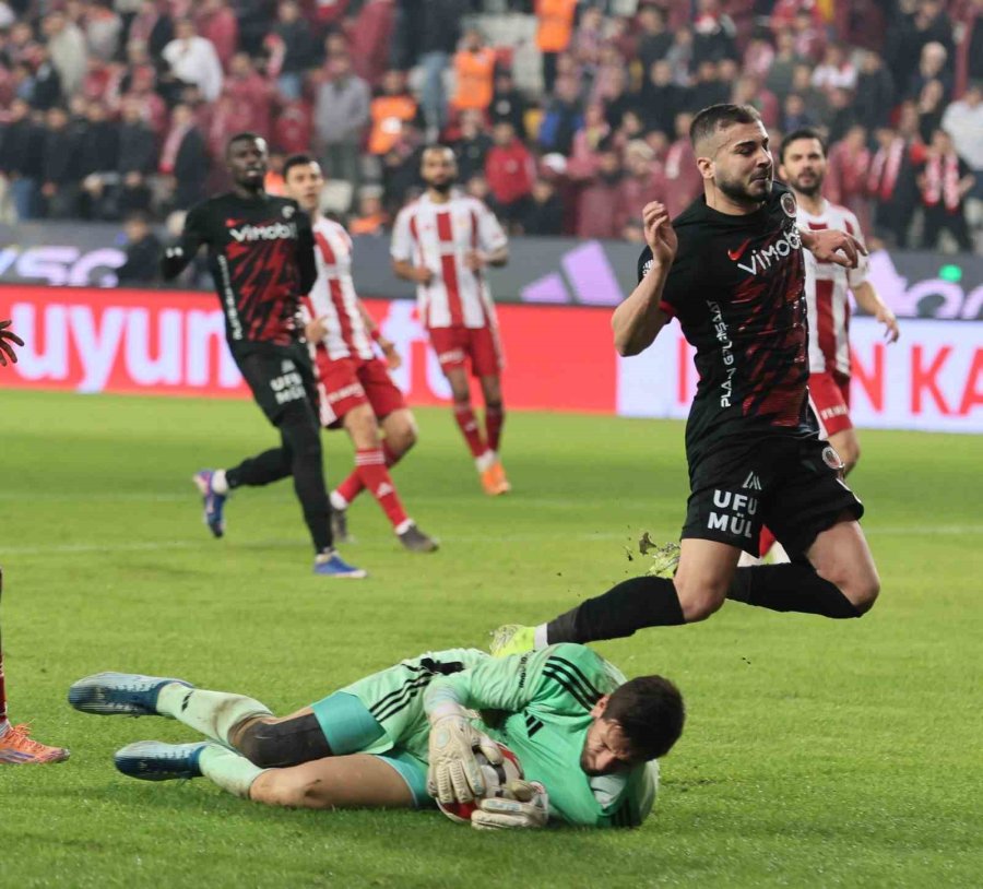 Trendyol Süper Lig: Antalyaspor: 2 - Gençlerbirliği: 1 (maç Sonucu)