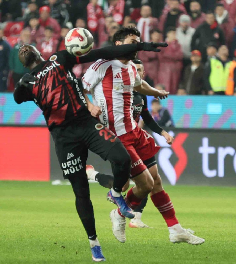 Trendyol Süper Lig: Antalyaspor: 2 - Gençlerbirliği: 1 (maç Sonucu)