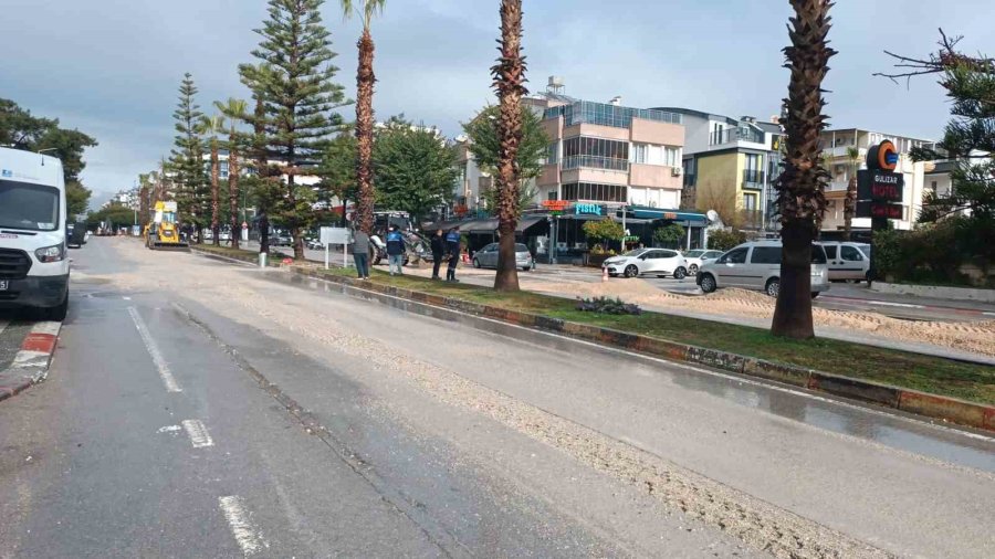 Büyükşehir’den Yağışın Ardından Olumsuzluklara Müdahale