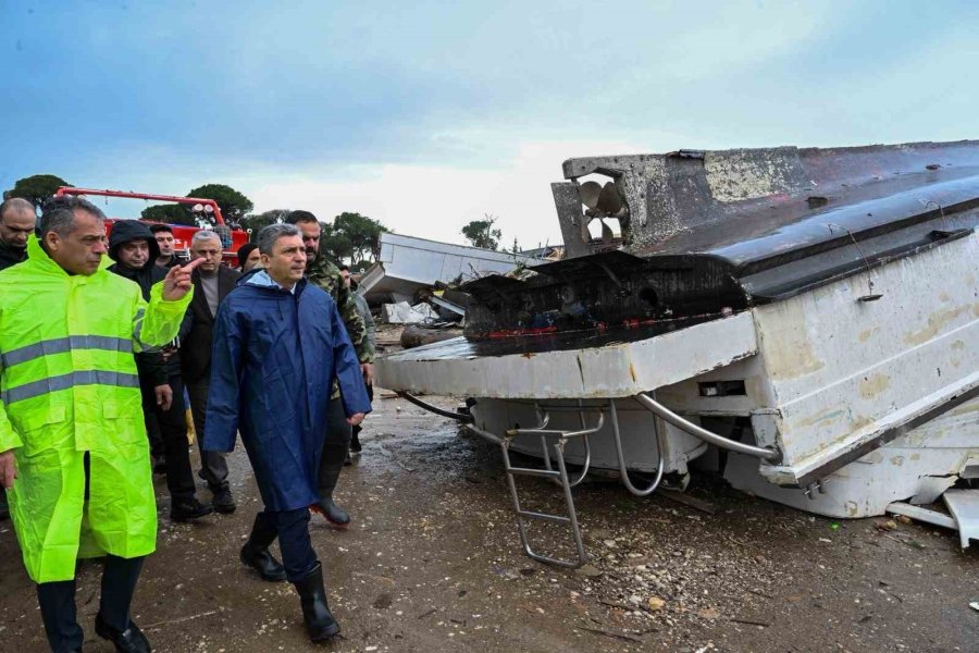 Antalya Valisi Şahin: "seralar Ciddi Hasar Gördü, Bir Kişi Yaralandı"