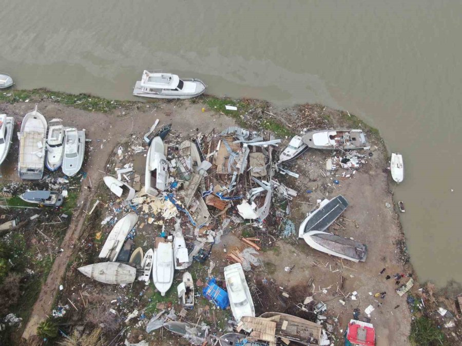 Aksu’da Sel Ve Hortum Felaketi: Milyonluk Tekneler Parçalandı, 700 Dönüm Alanda Seralar Sular Altında Kaldı