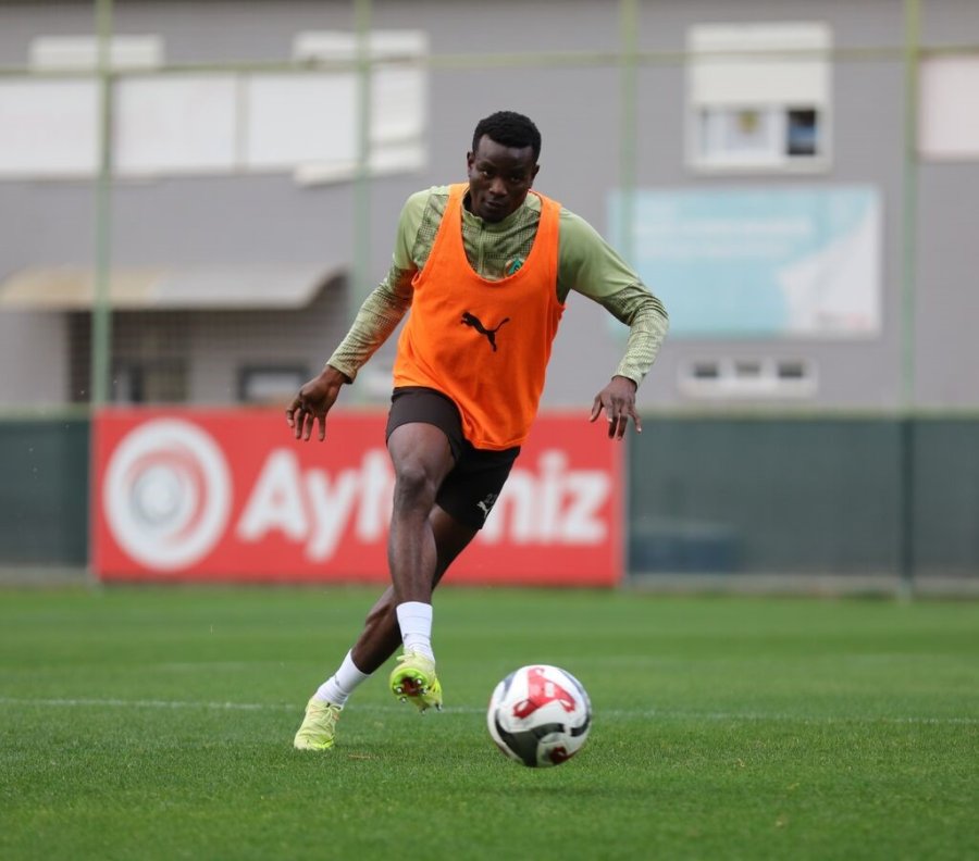 Alanyaspor, Eyüpspor Maçı Hazırlıklarına Başladı