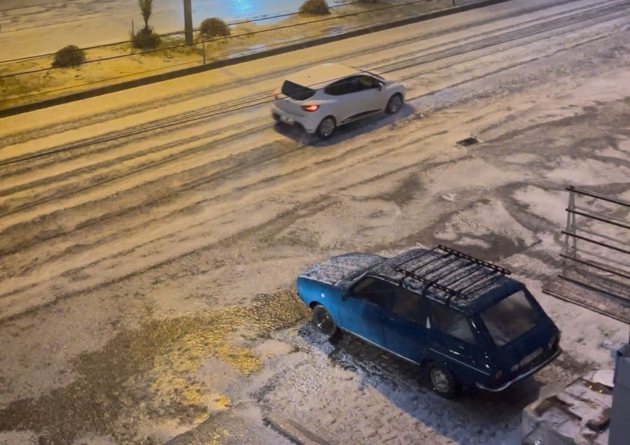 Dolu Bu Kez Bozyazı’yı Vurdu