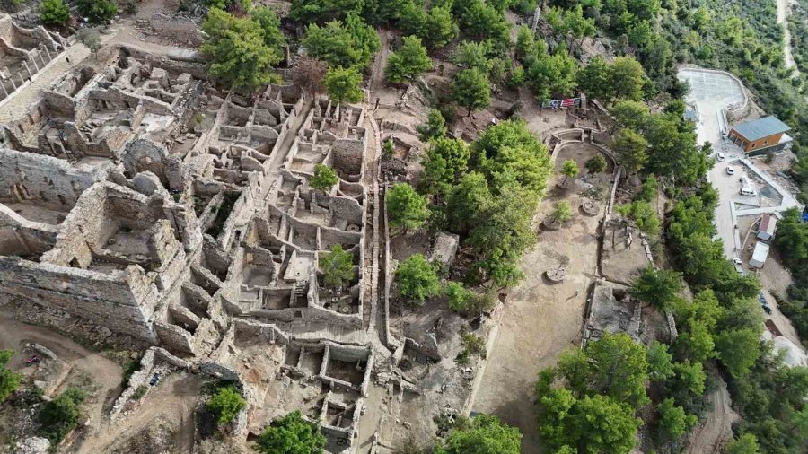 Syedra Antik Kenti Kazılarına Uluslararası Destek