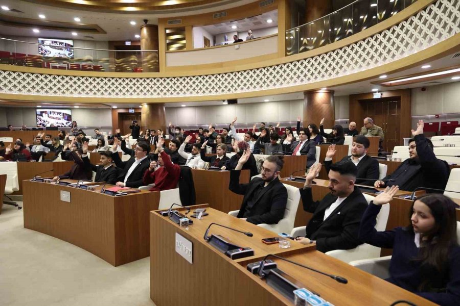 Antalya İle Muğla Büyükşehir Gençlik Meclisleri Kardeş Oluyor