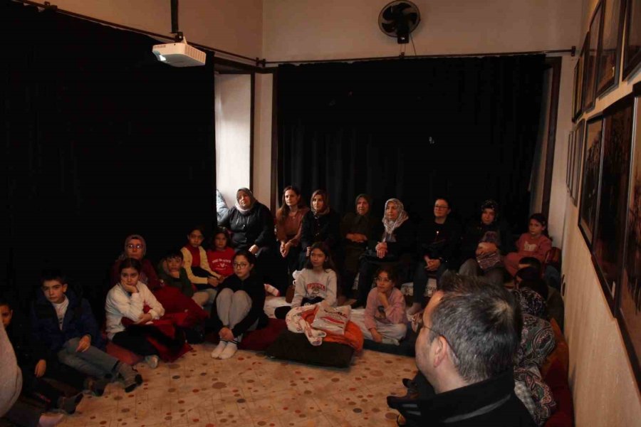 Bor Kütüphanesi’nde ’rabbani Sanat Matematik’ Söyleşisi Yoğun İlgi Gördü